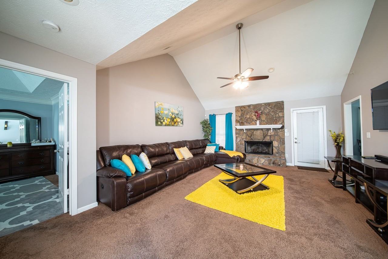 212 Lee Road 504 - Photo 2 of 29