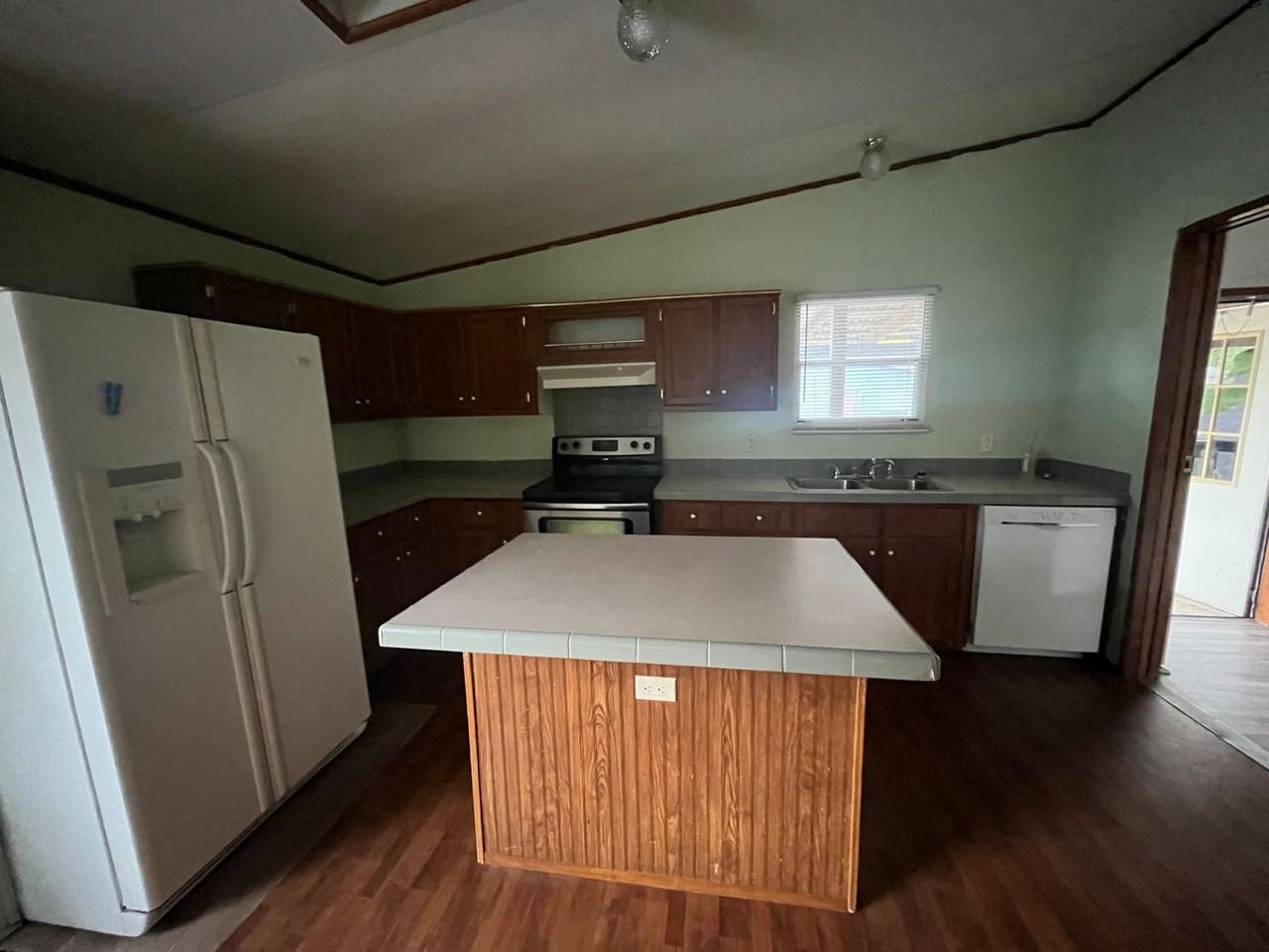 17186 Countrywood - Photo 7 of 14