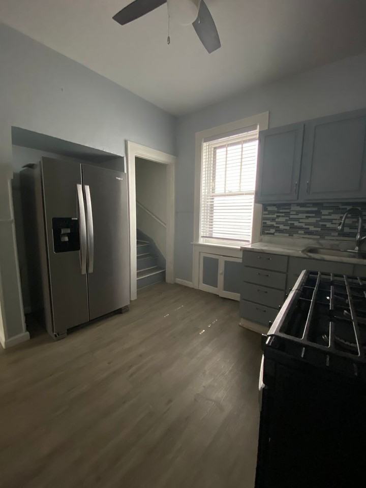 2129 Rosebud Avenue - Photo 5 of 12