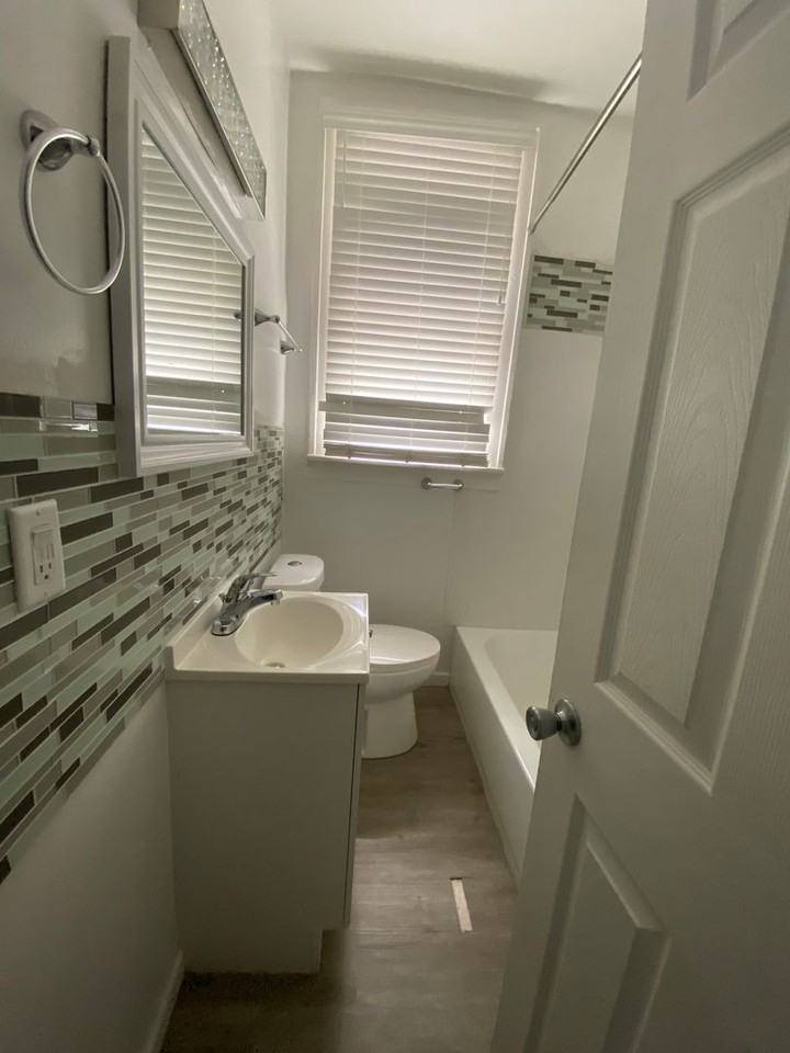 2129 Rosebud Avenue - Photo 6 of 12