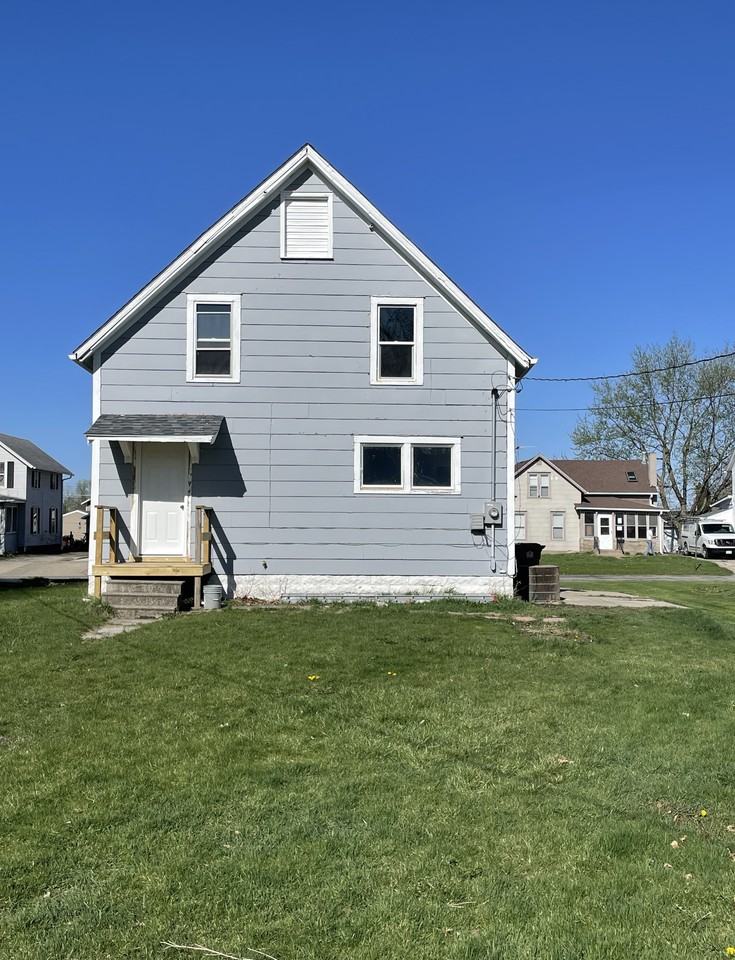 1024 Pearl St #NA - Photo 2 of 27