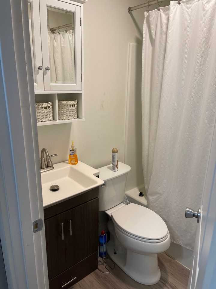 602 S Lake St #NA - Photo 2 of 8