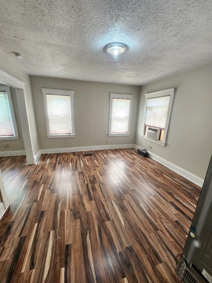 3805 Park Ave #1 - Photo 3 of 5