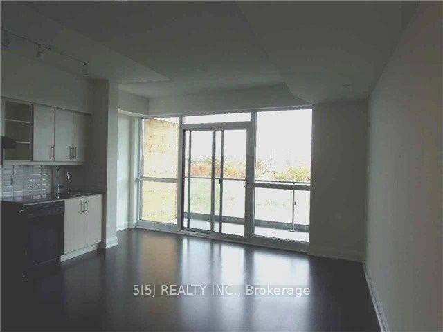 160 Vanderhoof Avenue - Photo 2 of 15