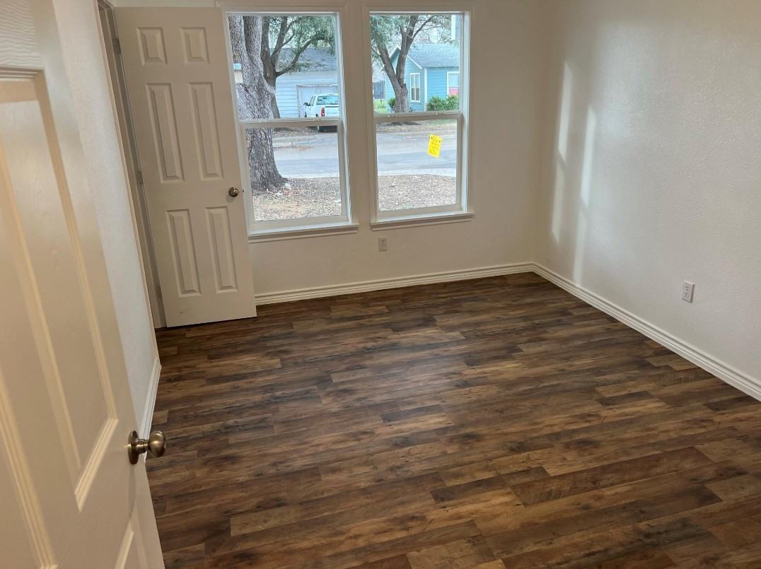 5021 Jerri Lane - Photo 4 of 15