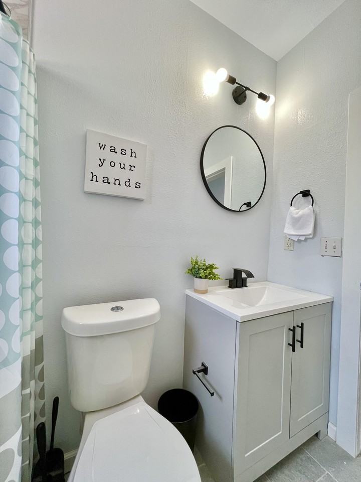 Carolina Ave - Photo 3 of 11