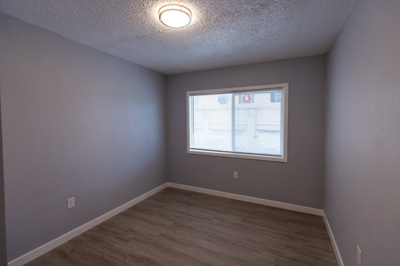 14922 Lemoli Avenue #14922 - Photo 3 of 7