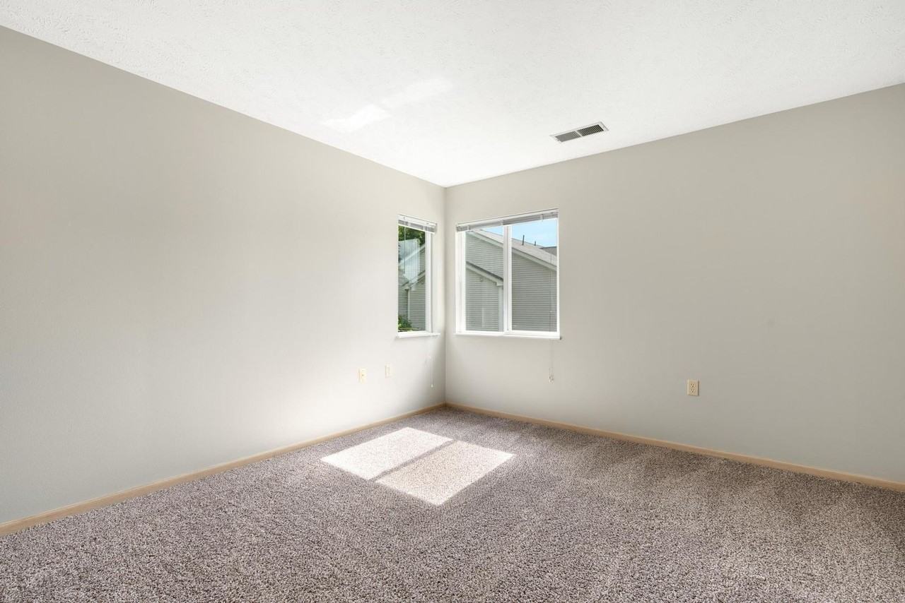 Columbia Woods Apartments - Photo 5 of 50