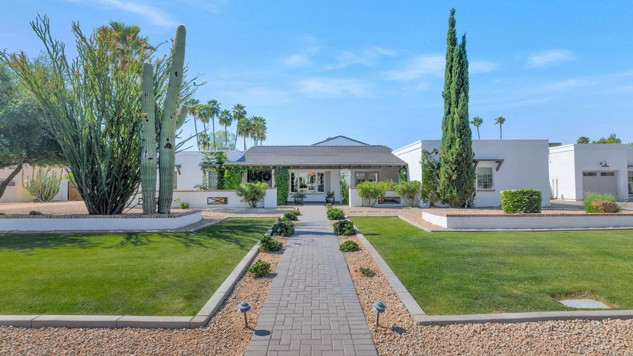 8313 E Carol Way - Photo 2 of 40