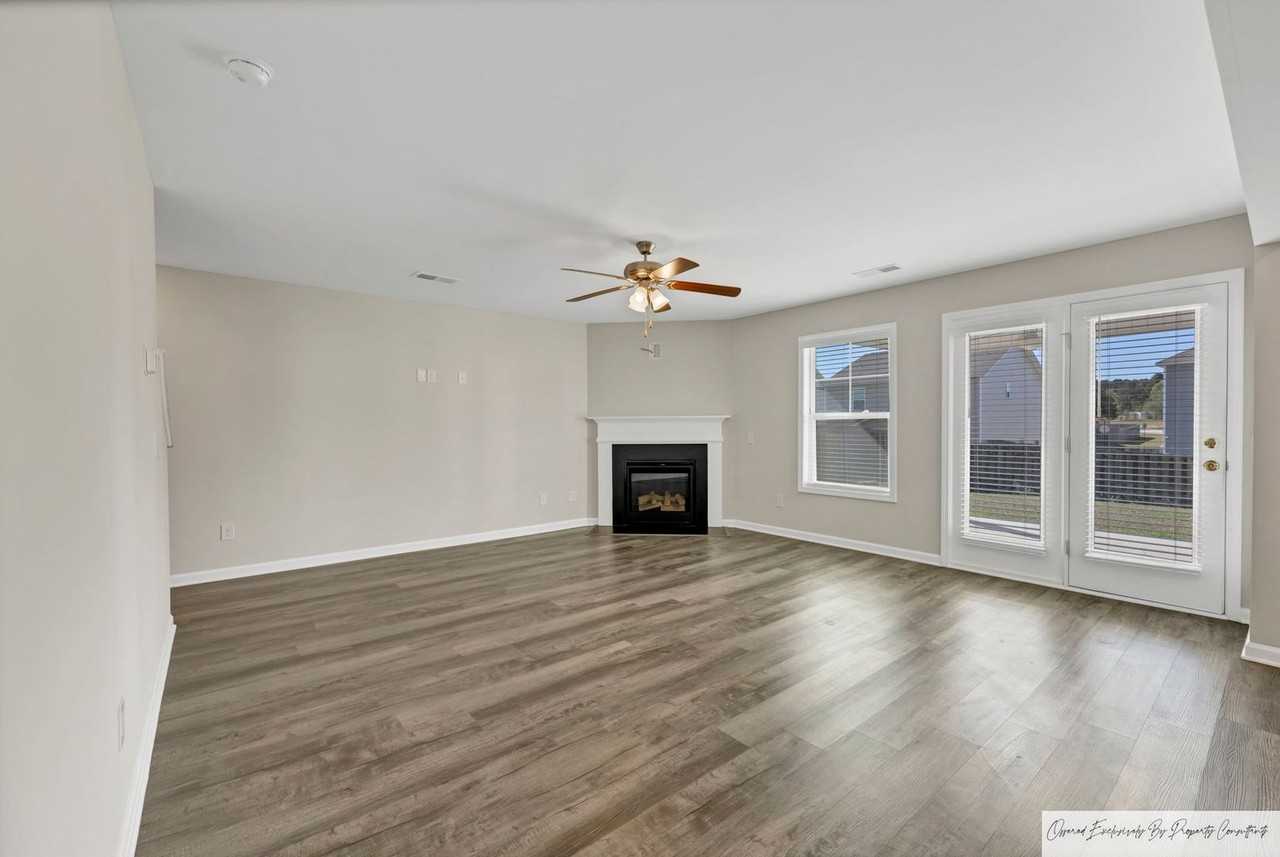 57 Brazilian Dr - Photo 4 of 40