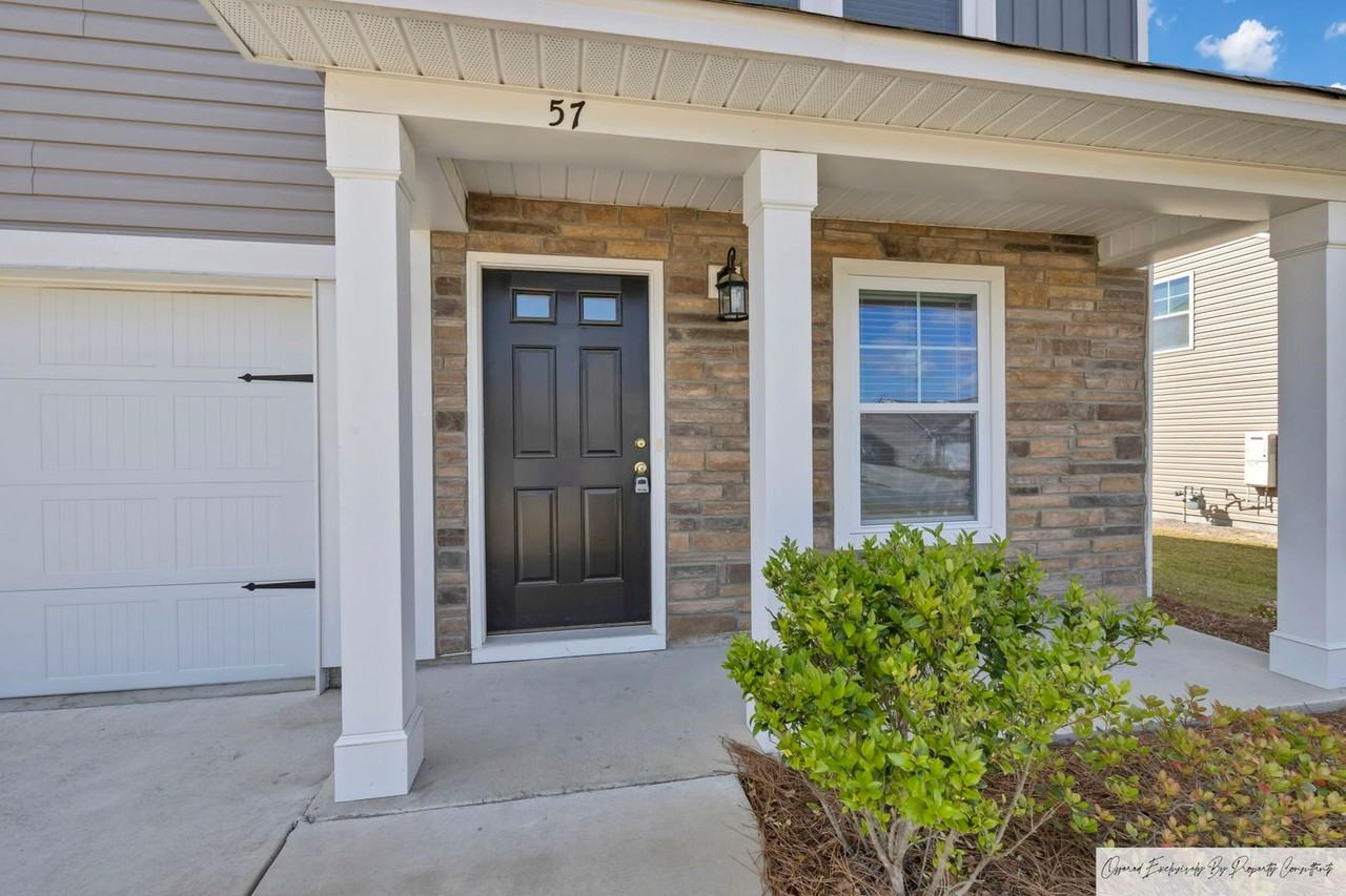 57 Brazilian Dr - Photo 3 of 40