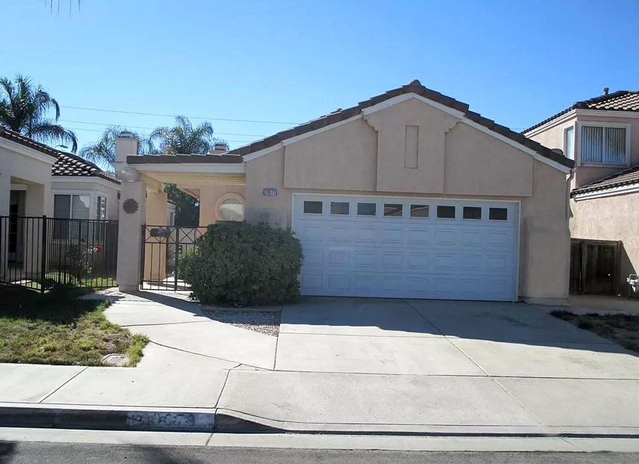 28673 Broadstone Way - Photo 2 of 2