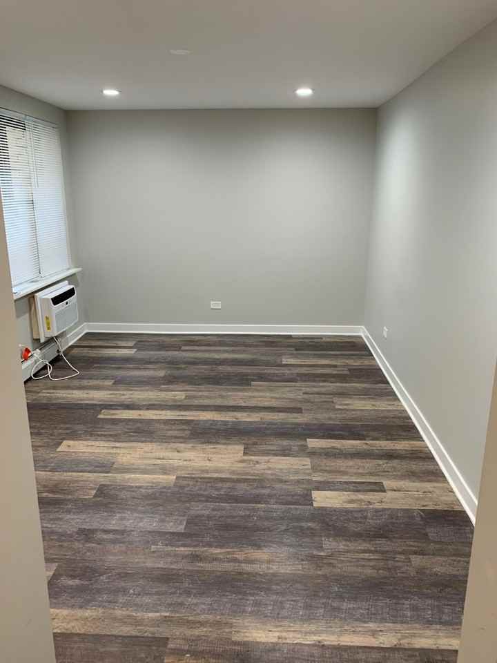 5750 N. Kenmore - Photo 3 of 6