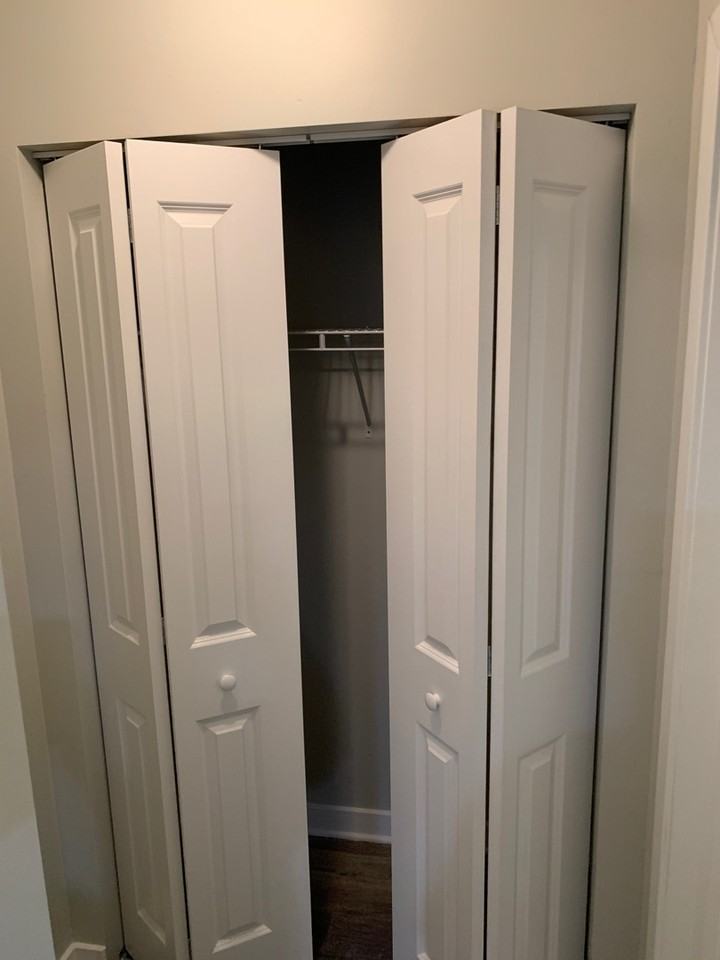 5750 N. Kenmore - Photo 5 of 6