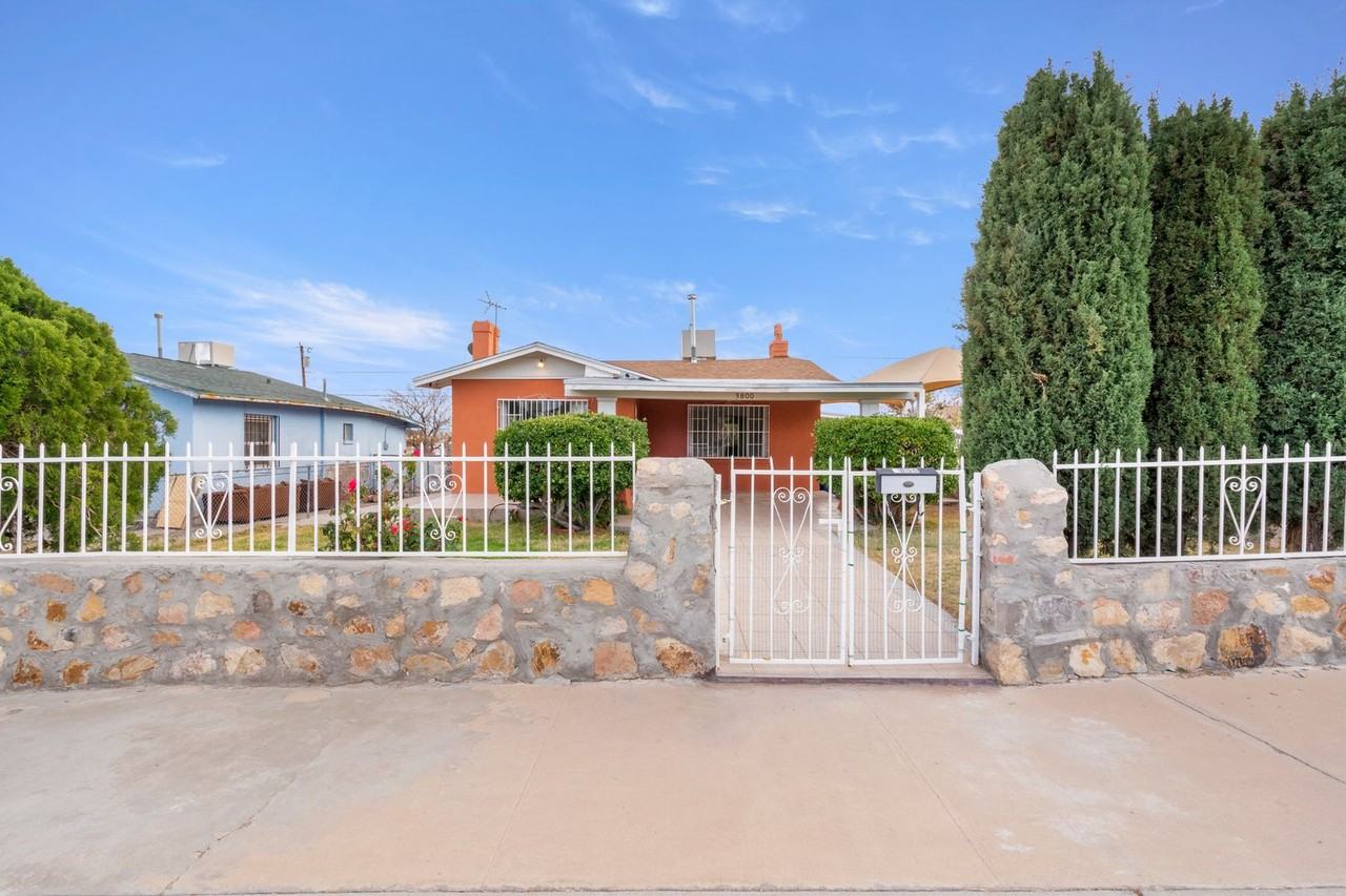 3800 Morehead Ave - Photo 2 of 24