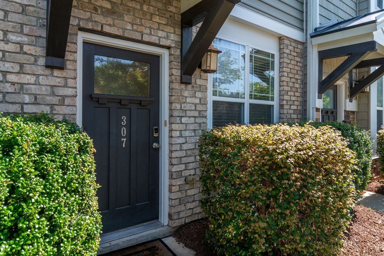 307 Carthage Ct - Photo 2 of 22
