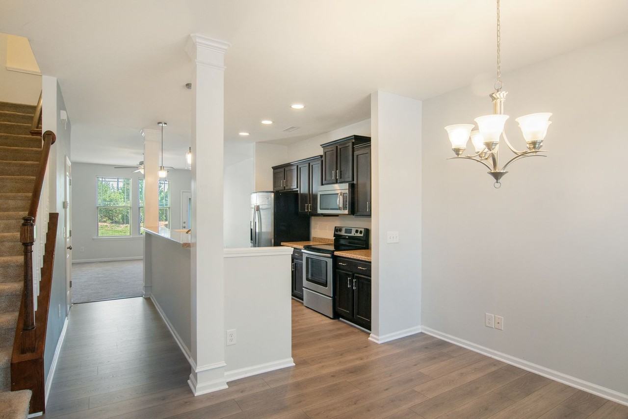 307 Carthage Ct - Photo 5 of 22