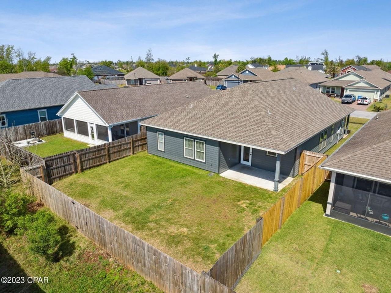 1414 Graham Ln - Photo 2 of 22