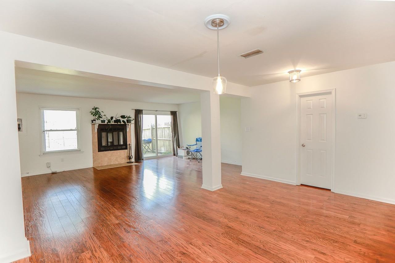 4828 Oldwick Ct - Photo 3 of 42