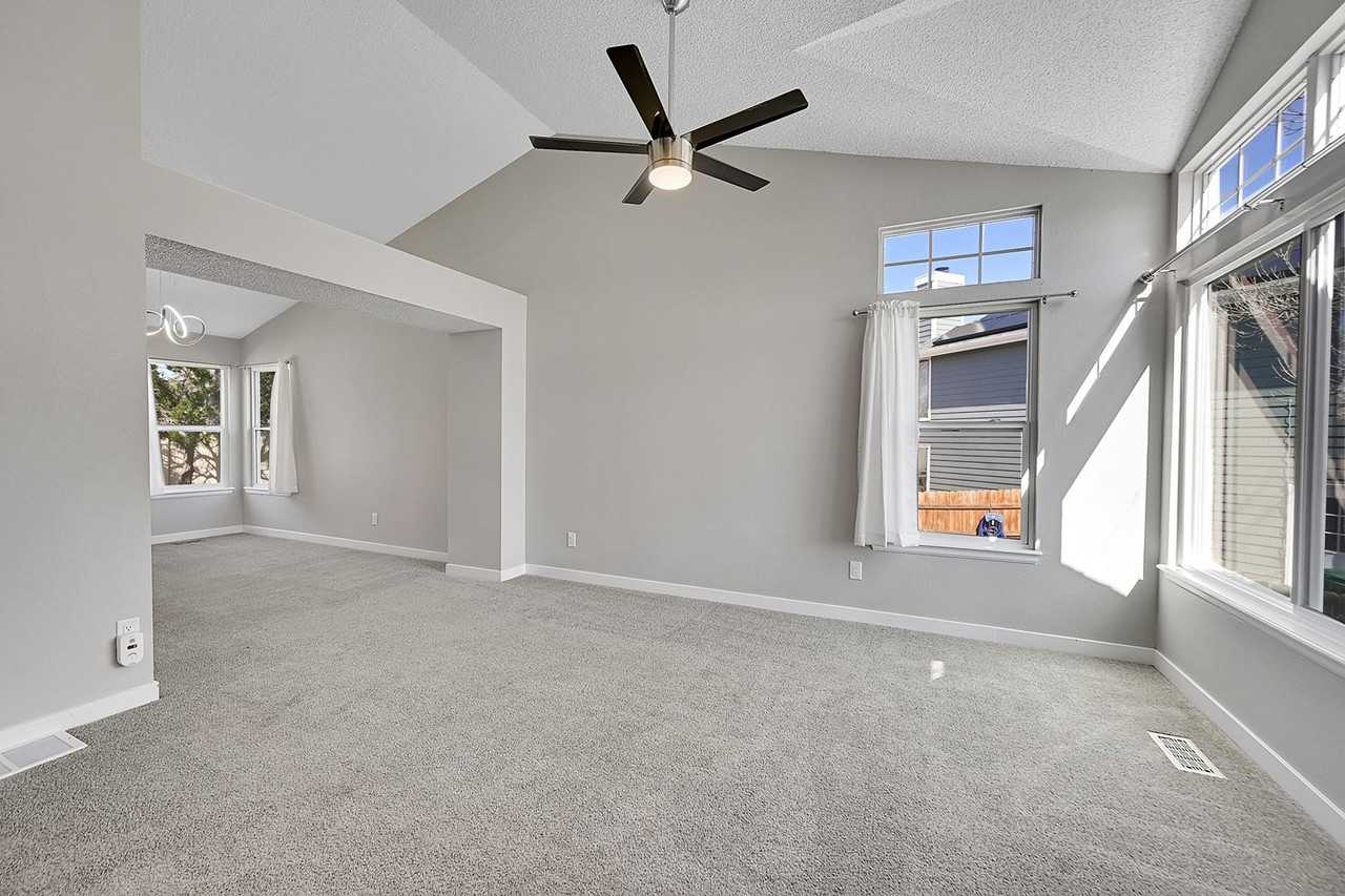 9290 W 101st Pl - Photo 4 of 30