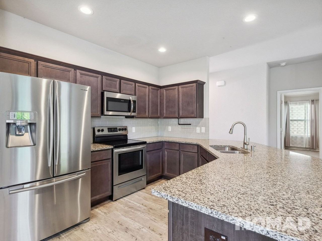 536 Long Leaf Dr - Photo 4 of 27