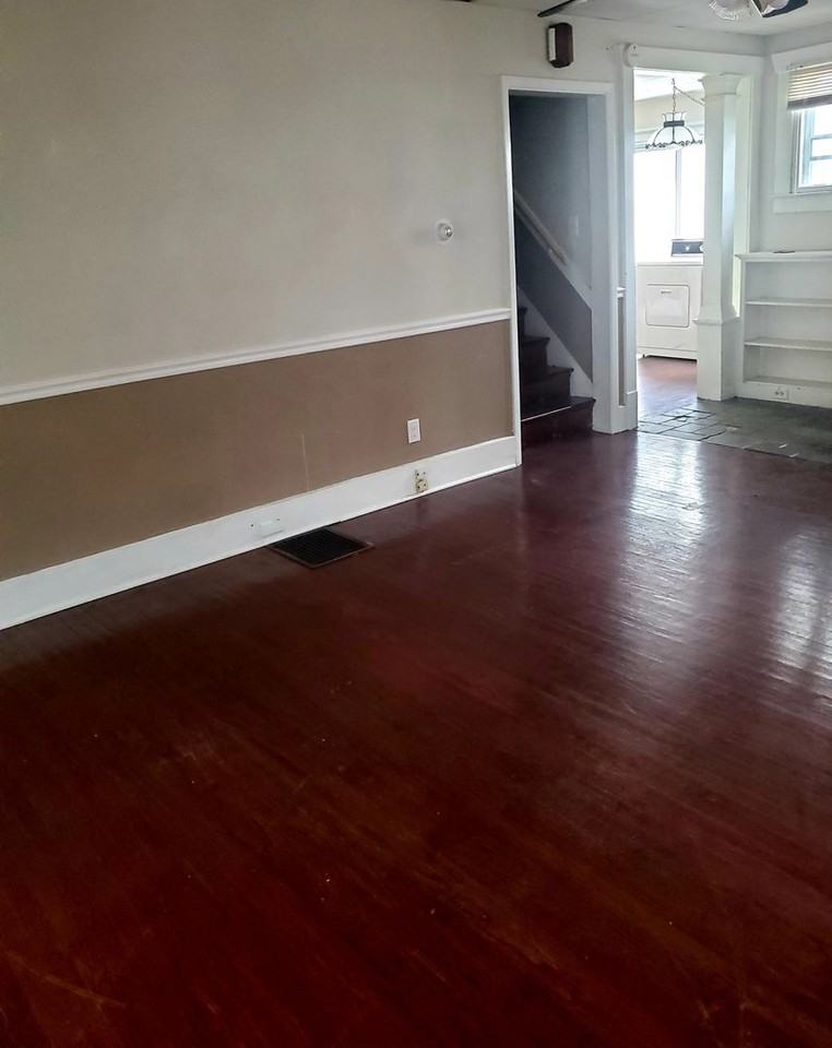 137 N MacArthur - Photo 2 of 19