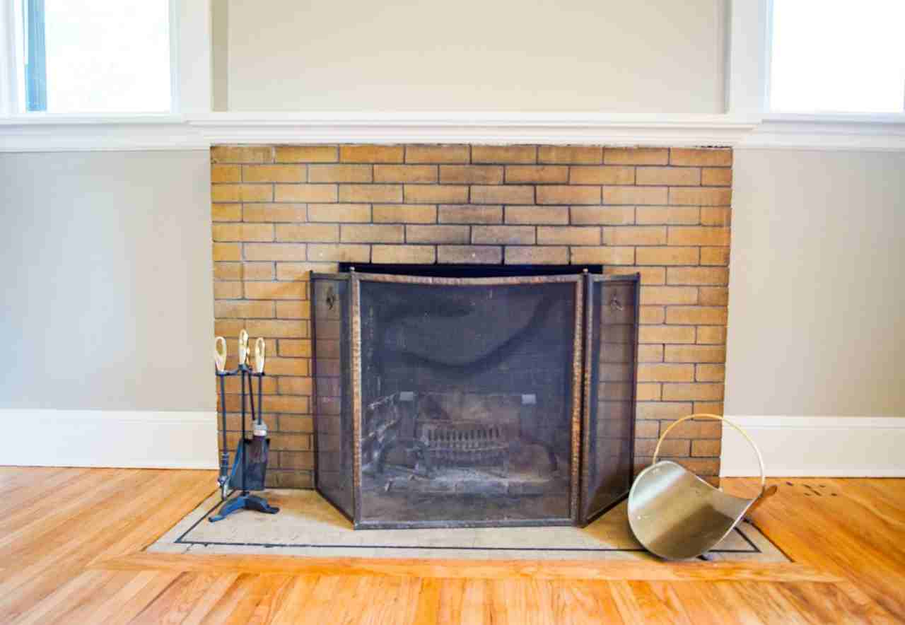 1635 Se Madison St - Photo 3 of 13
