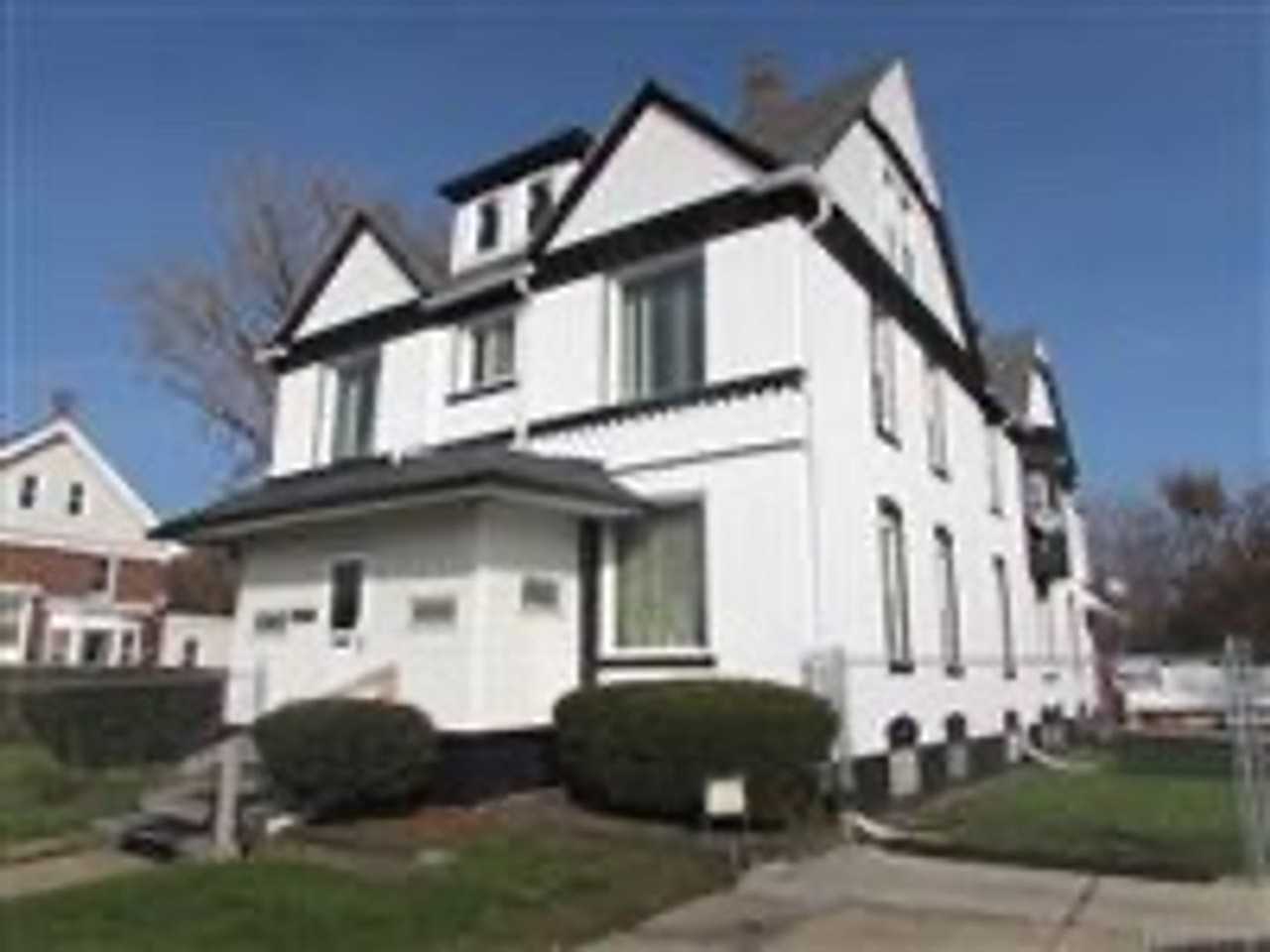 900 EGB - Photo 3 of 14