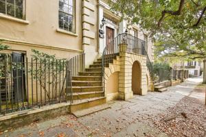 featured image of 43 Charlotte St