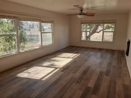 featured image of 1833 Lawrence St