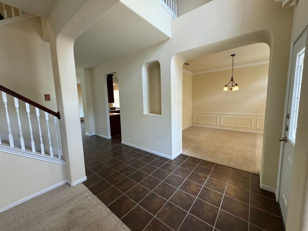 305 Ponderosa Drive - Photo 7 of 50