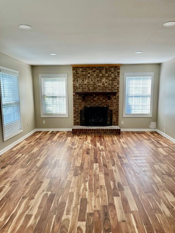 6215 Deep Forest Ln - Photo 5 of 31