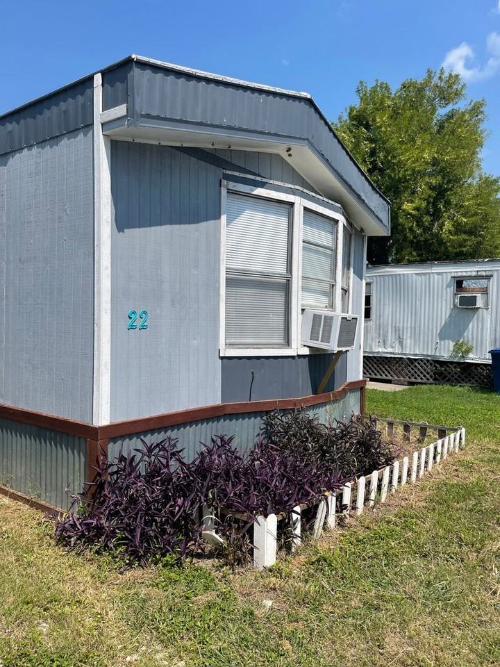 4140 Violet Road - Photo 3 of 28