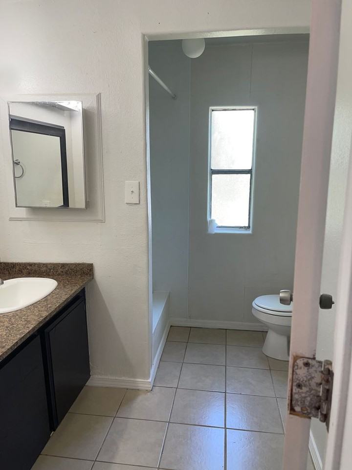 4140 Violet Road - Photo 6 of 28