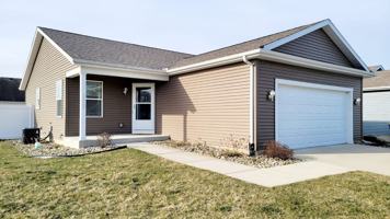 featured image of 1533 Tall Grass Prairie Dr