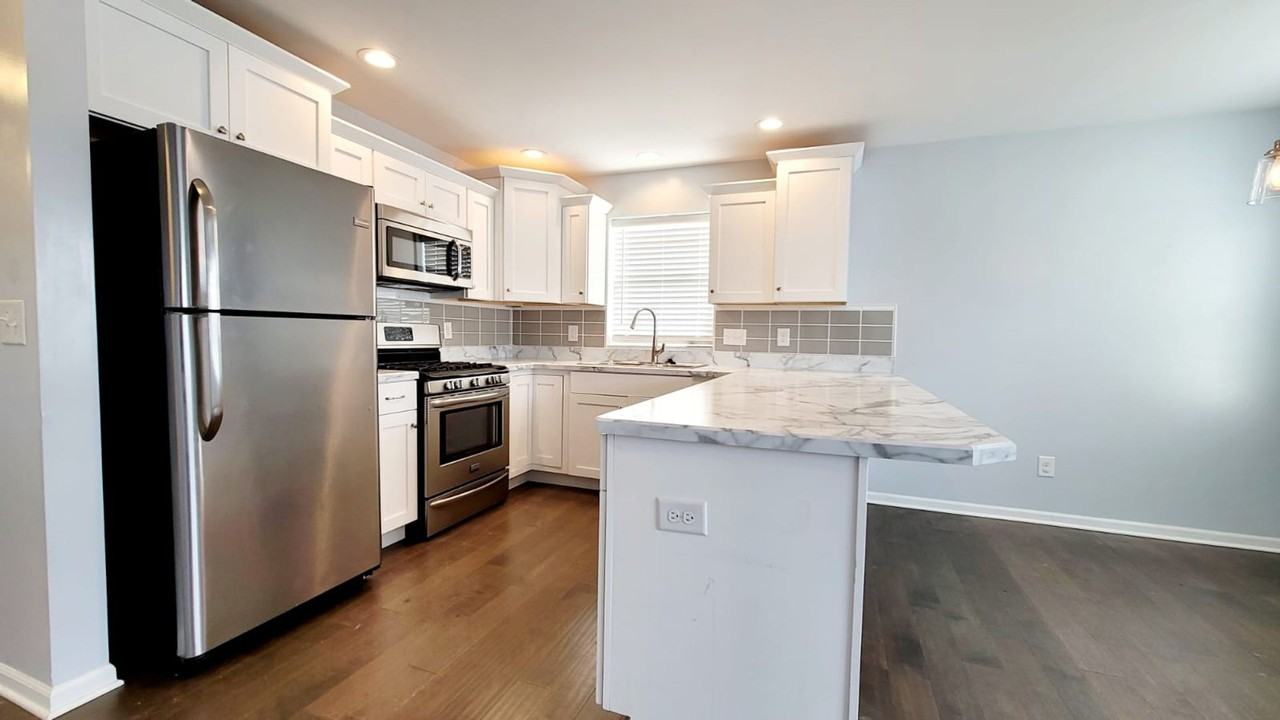 1533 Tall Grass Prairie Dr - Photo 6 of 21