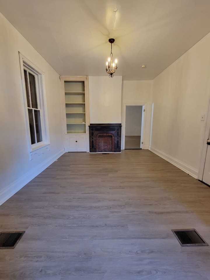 142-144 South Carlisle St. - Photo 2 of 31