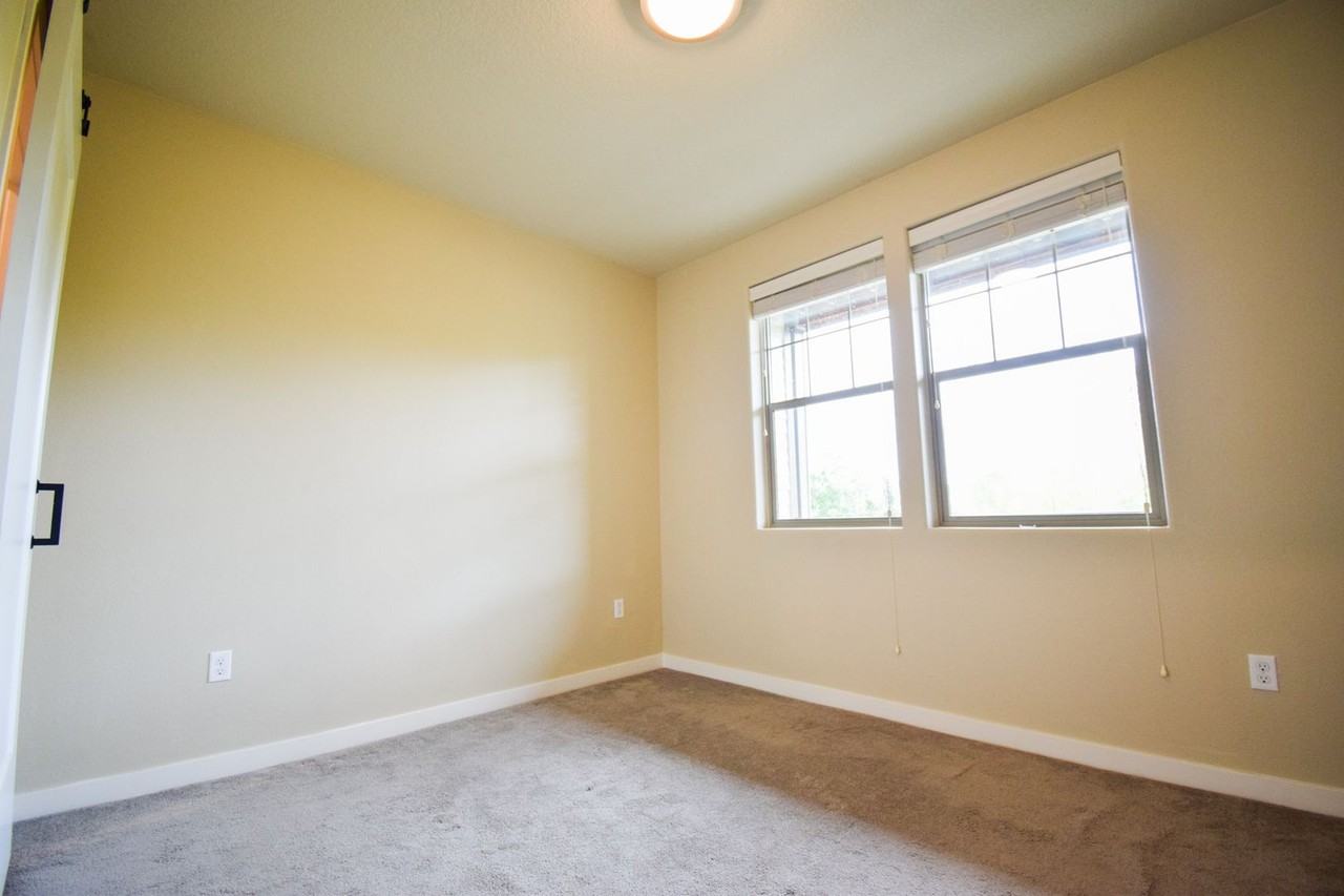 16417 Nw Chadwick Way #104 - Photo 5 of 17