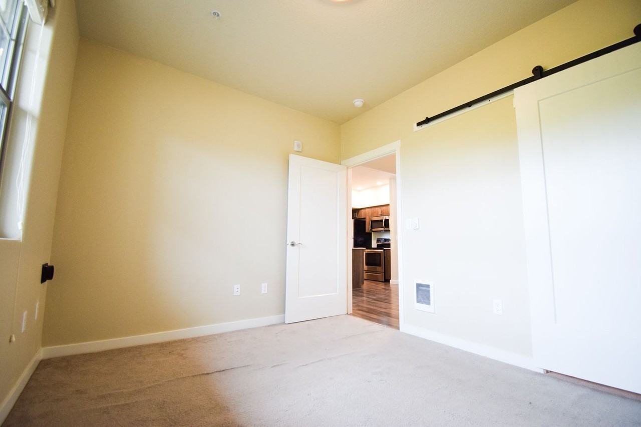 16417 Nw Chadwick Way #104 - Photo 6 of 17