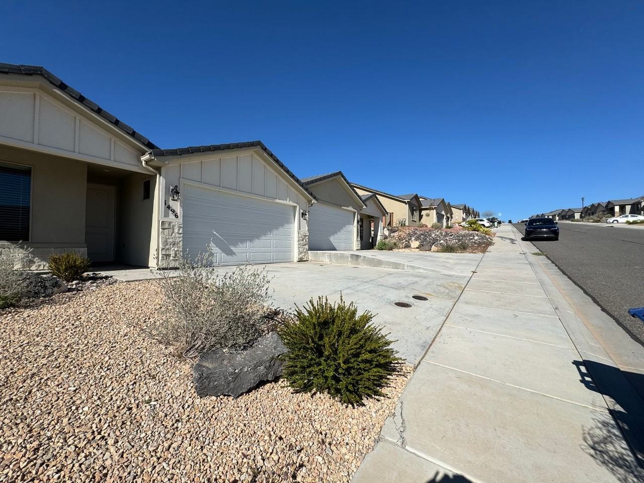 1496 W 460 N - Photo 3 of 20