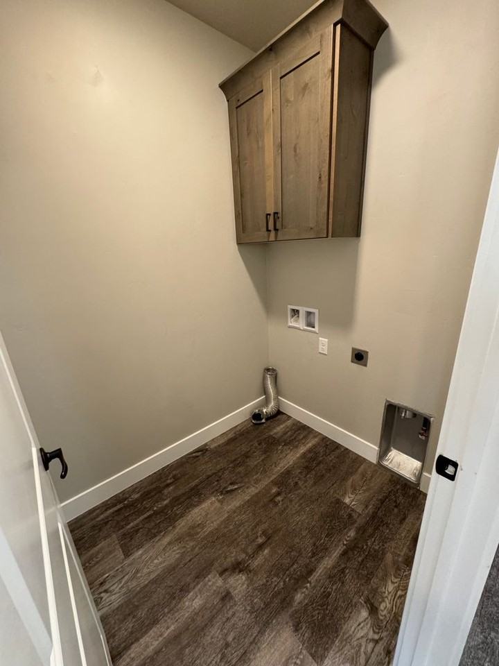 1496 W 460 N - Photo 7 of 20