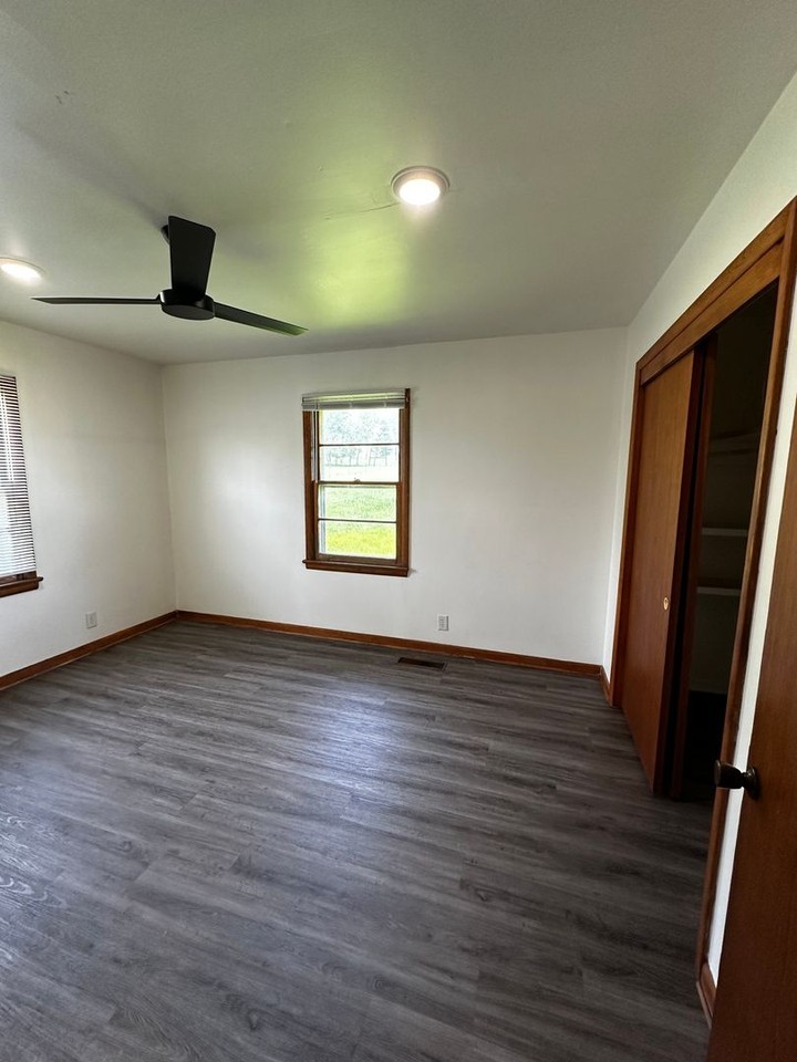 5916 W Wedington Dr - Photo 7 of 16