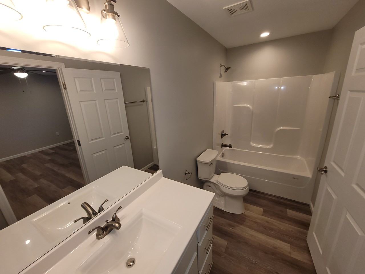 208 Longwood Ln #1 - Photo 3 of 8