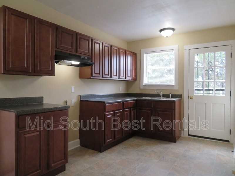 2448 Dwight Rd - Photo 3 of 6