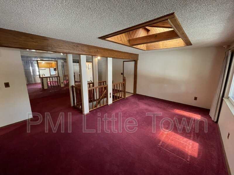 7893 Greenwood Blvd - Photo 2 of 21
