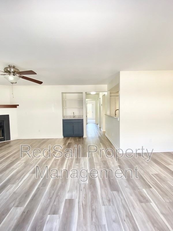 839 Little Bay Ave #C - Photo 3 of 22