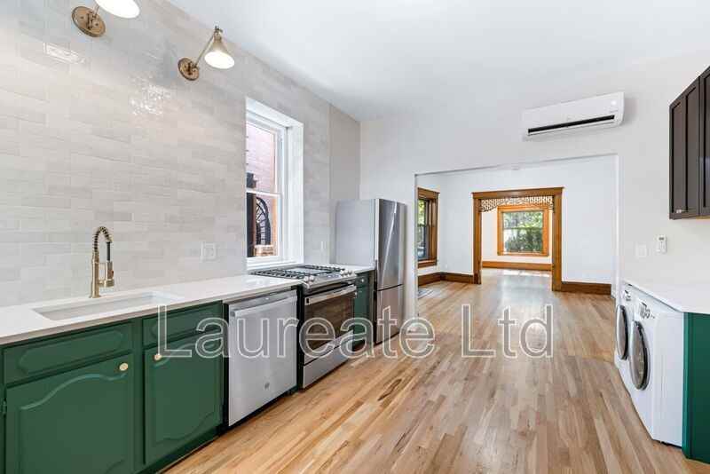 1126 Lafayette St #1 - Photo 6 of 13