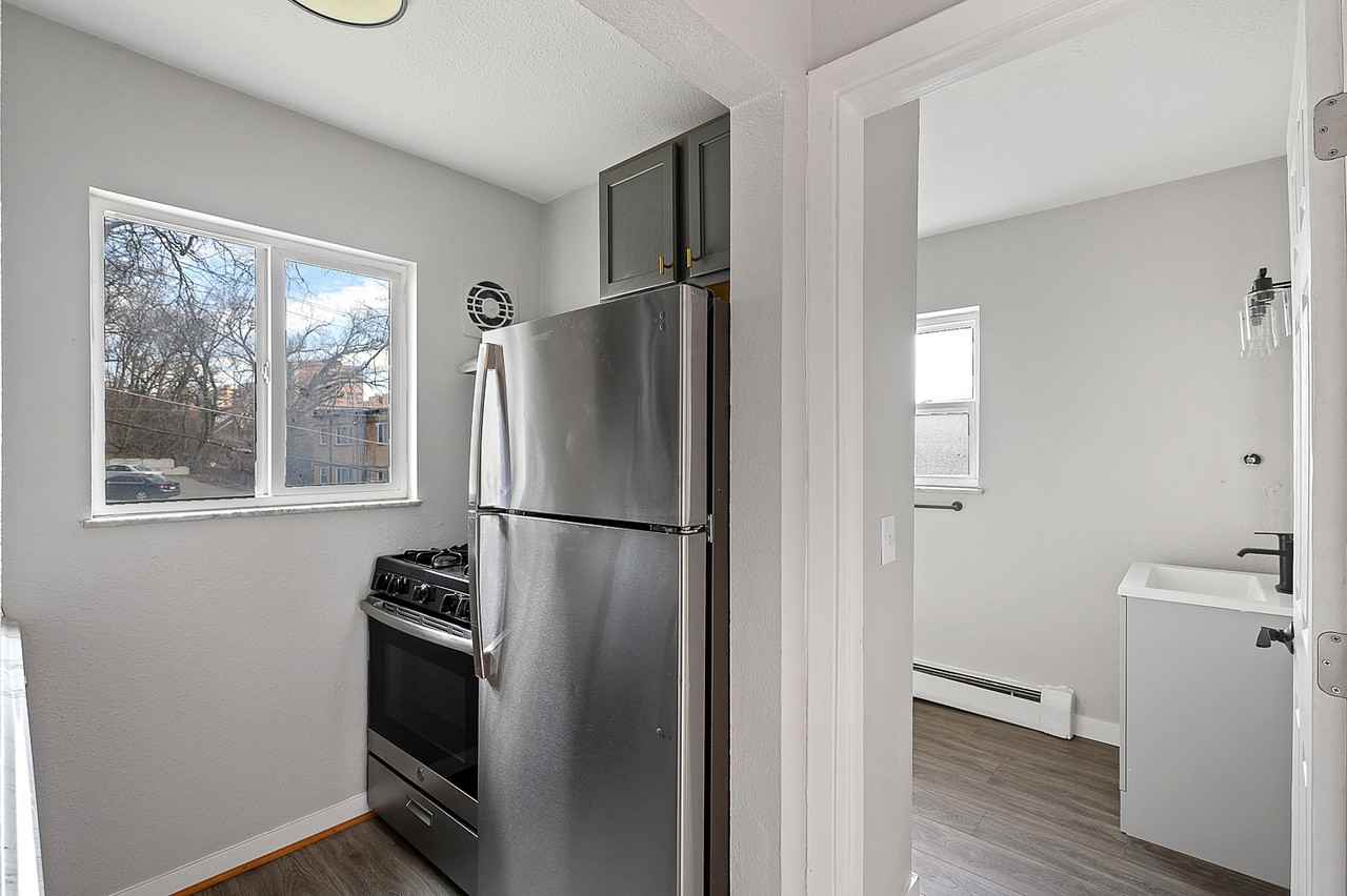 3271 Morrison Avenue - Photo 2 of 15