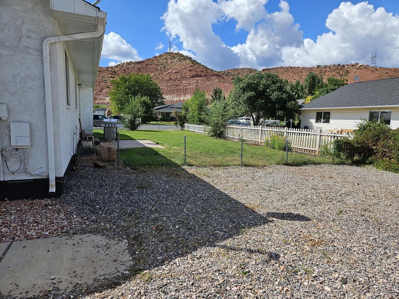 596 West 500 North - Photo 2 of 19