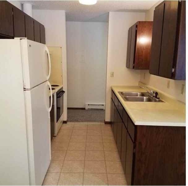 518 Oak Avenue - Photo 2 of 4